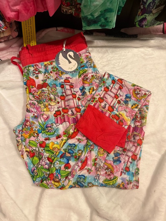 Sugar Swan Other - Sugar Swan Strawberry Shortcake Medium Adult Bamboo Joggers *New with Tags*